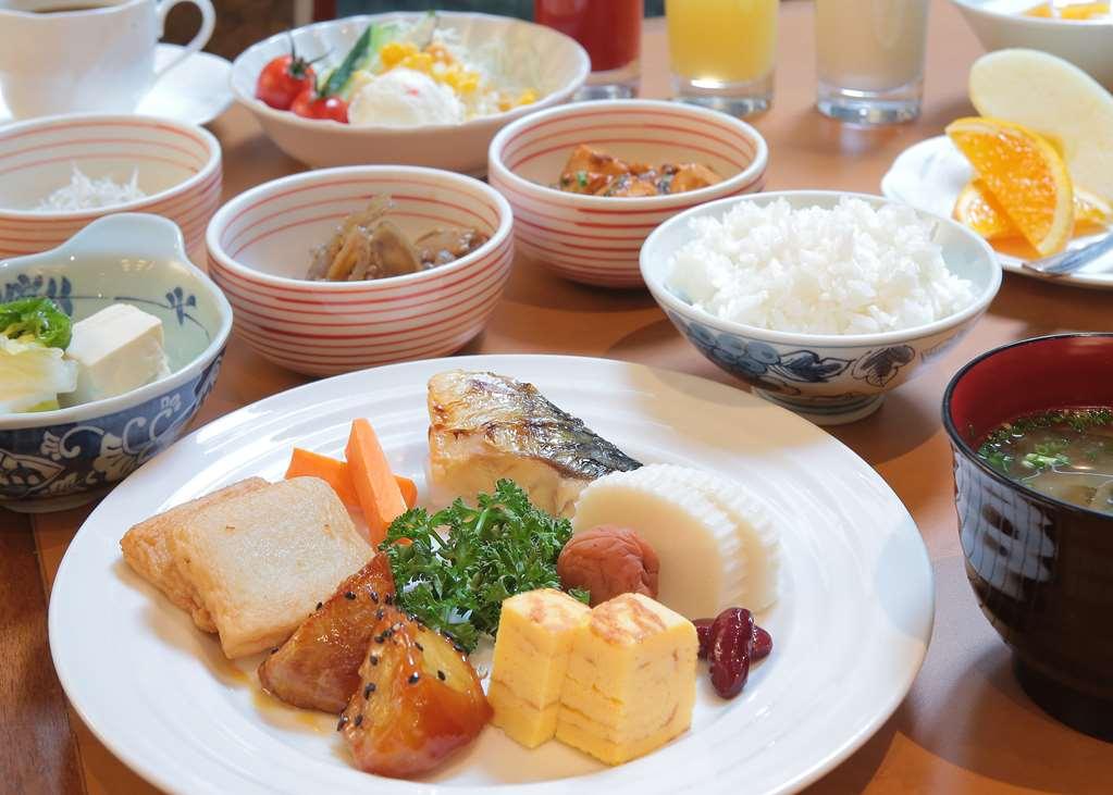 Sasebo Washington Hotel Restaurante foto